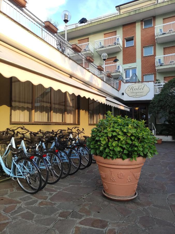 Hotel Bergamo Mare Mhotelsgroup San Bartolomeo Al Mare Zewnętrze zdjęcie