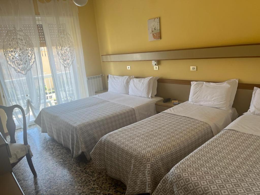 Hotel Bergamo Mare Mhotelsgroup San Bartolomeo Al Mare Zewnętrze zdjęcie